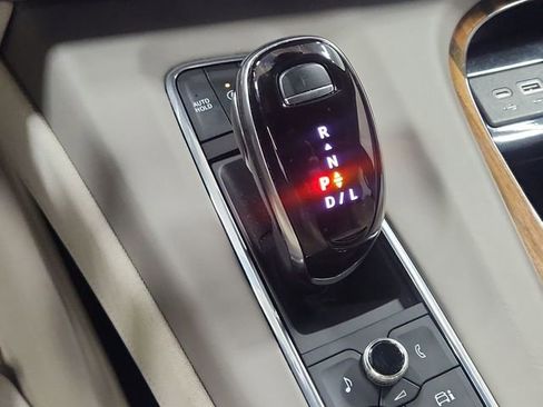 Used 2024 Cadillac Escalade ESV Sport Platinum w/ LPO, ONYX Package image 23