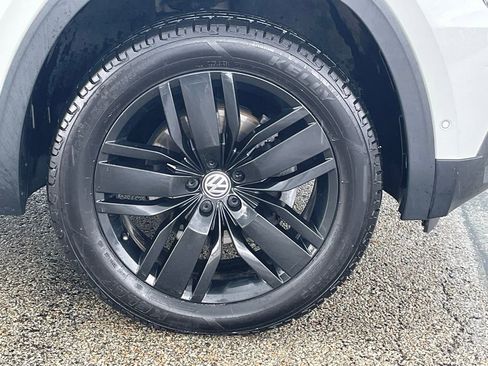 Used 2018 Volkswagen Atlas SEL Premium AWD/4WD image 9