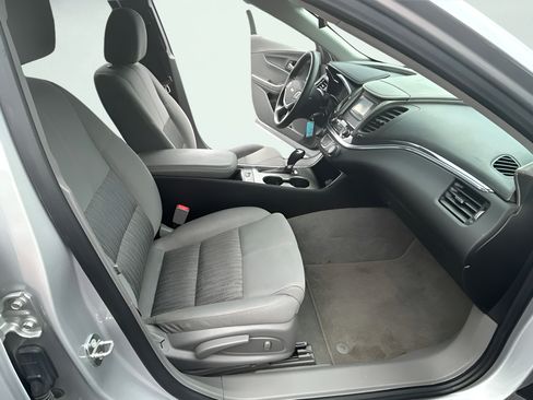 Used 2017 Chevrolet Impala LS FWD image 20