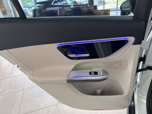 Certified 2025 Mercedes-Benz GLC 300 4MATIC image 19