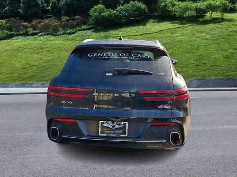 Used 2025 Genesis GV70 2.5T Advanced w/ Advanced Package image 7