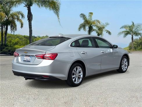 Used 2021 Chevrolet Malibu LT image 4