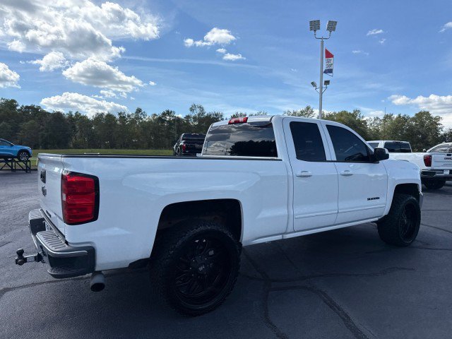Used 2018 Chevrolet Silverado 1500 LT RWD image 3