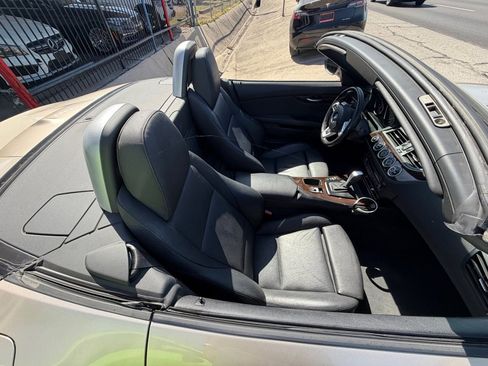 Used 2011 BMW Z4 sDrive30i w/ Premium Pkg image 22
