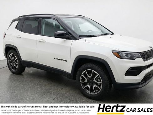 Used 2025 Jeep Compass Trailhawk AWD/4WD image 1