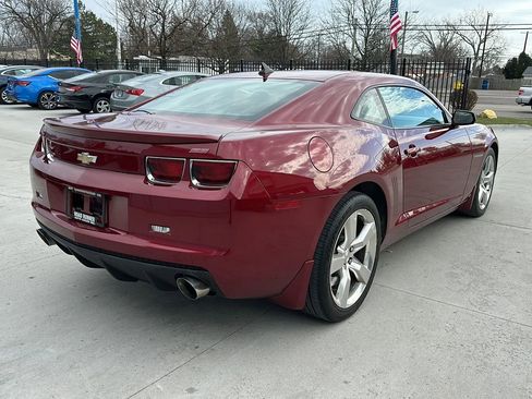 Used 2010 Chevrolet Camaro SS w/ RS Package image 5
