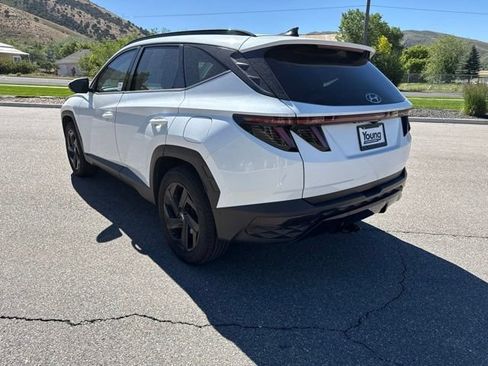Used 2022 Hyundai Tucson Limited AWD/4WD image 5
