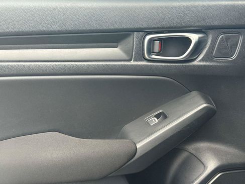 Used 2022 Honda Civic Sport image 11