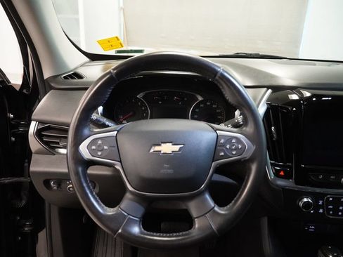 Used 2020 Chevrolet Traverse LT w/ LT Premium Package FWD image 18