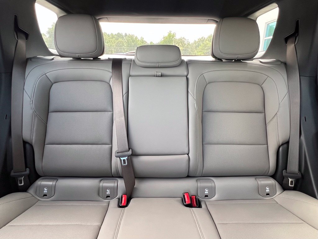 New 2027 GMC Terrain Elevation w/ Elevation Premium Package FWD image 10