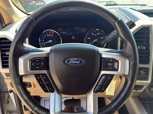 Used 2020 Ford F250 Lariat w/ Chrome Package AWD/4WD image 20