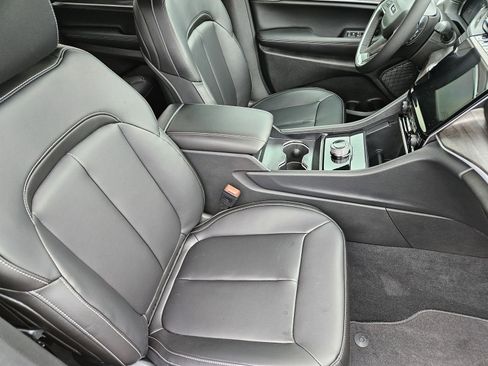 New 2025 Jeep Grand Cherokee L Limited image 16