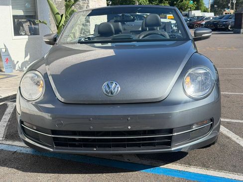 Used 2013 Volkswagen Beetle TDI FWD image 4