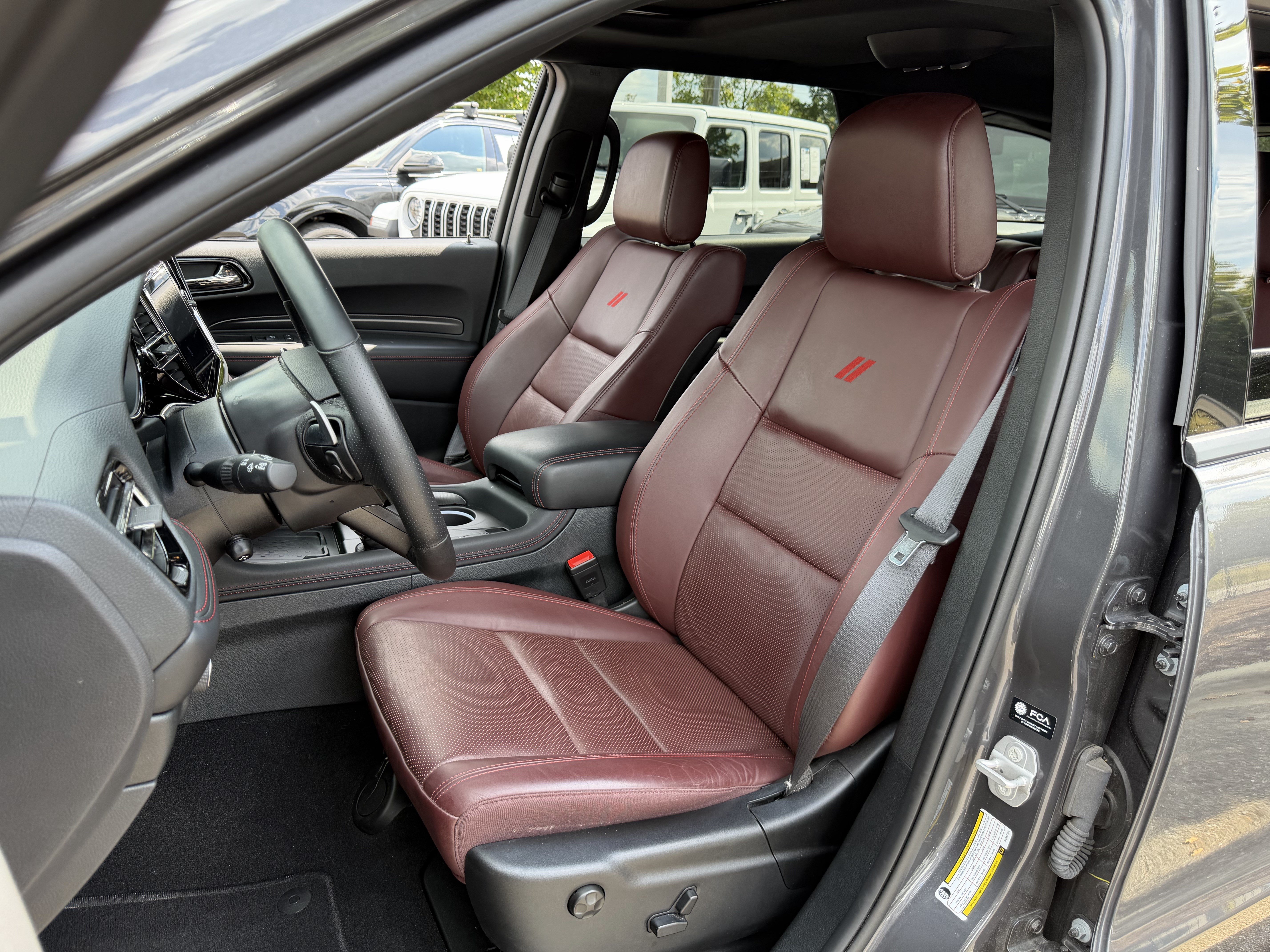 Used 2025 Dodge Durango R/T AWD/4WD image 16