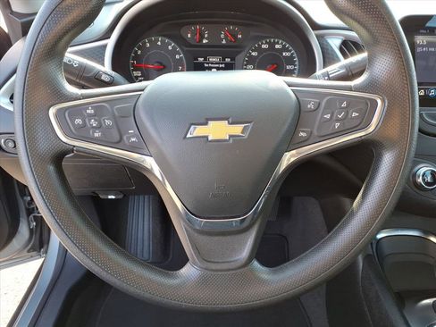 Used 2024 Chevrolet Malibu LT image 16