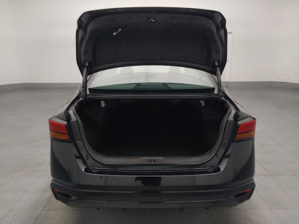 Used 2024 Nissan Altima 2.5 SV FWD image 29