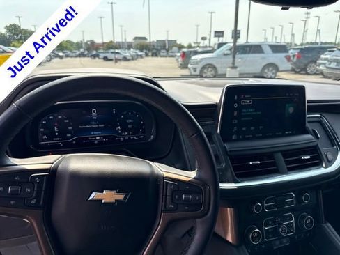 Used 2023 Chevrolet Tahoe High Country AWD/4WD image 10