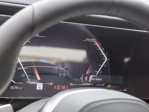 New 2026 BMW 740i w/ Premium Package image 22