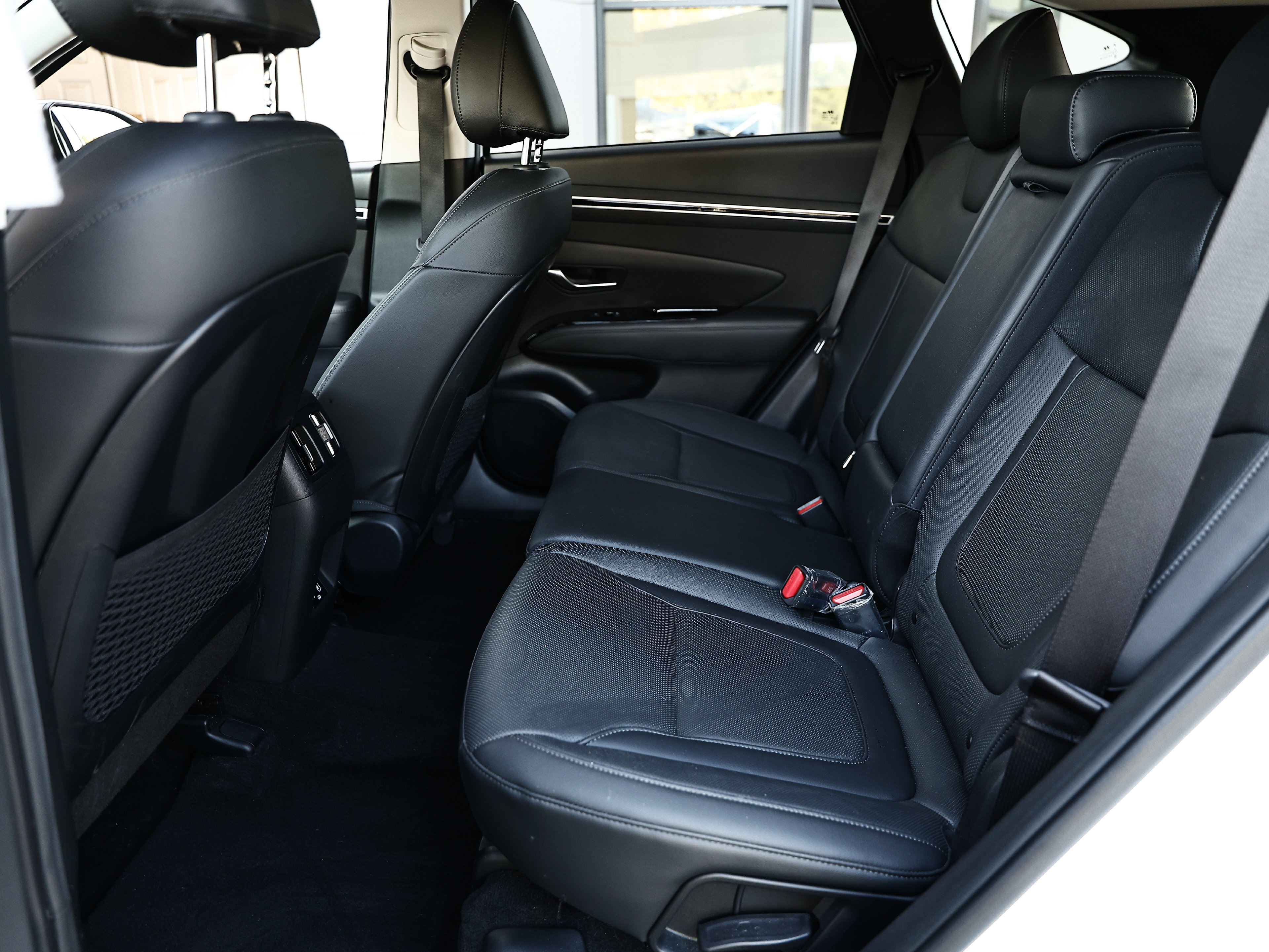 Used 2023 Hyundai Tucson Limited AWD/4WD image 25