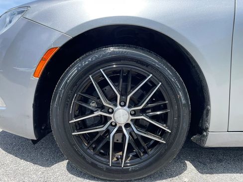 Used 2015 Chrysler 200 Limited w/ Convenience Group FWD image 13