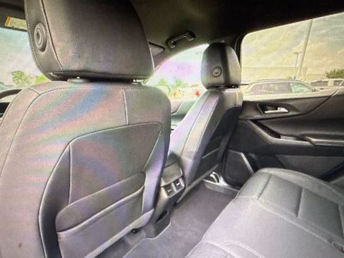 Used 2025 Chevrolet Equinox LT w/ Convenience Package II FWD image 15