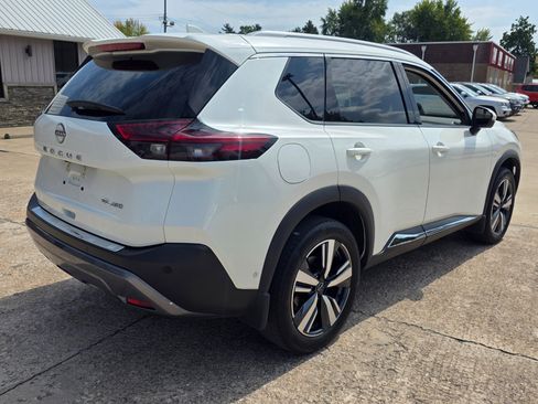 Used 2022 Nissan Rogue SL w/ SL Premium Package image 22