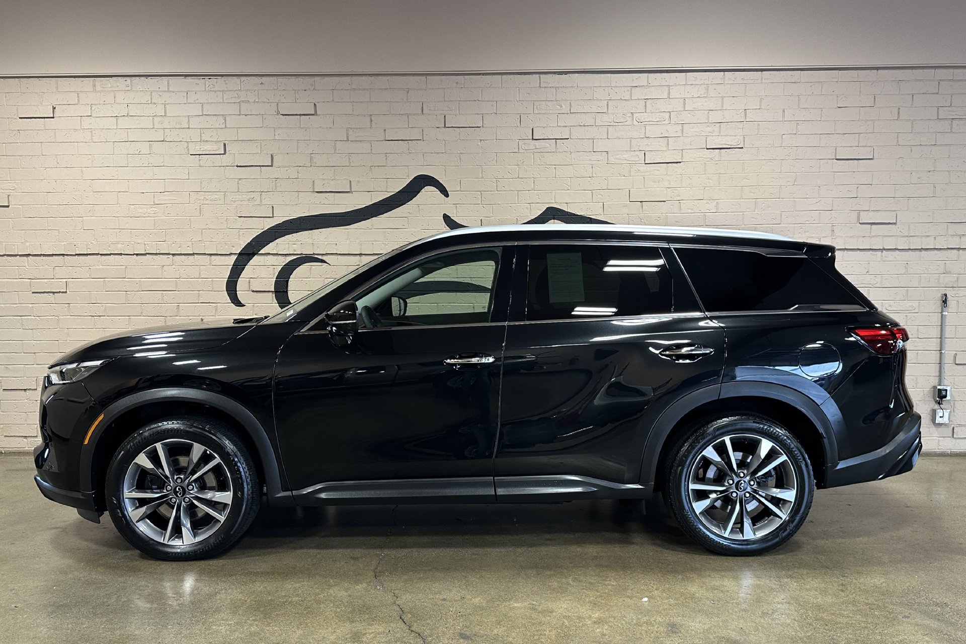 Used 2024 INFINITI QX60 Luxe AWD/4WD image 8