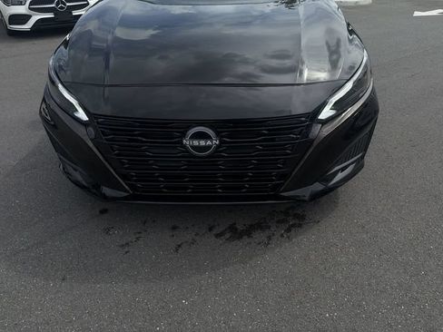 Used 2023 Nissan Altima 2.5 S FWD image 11