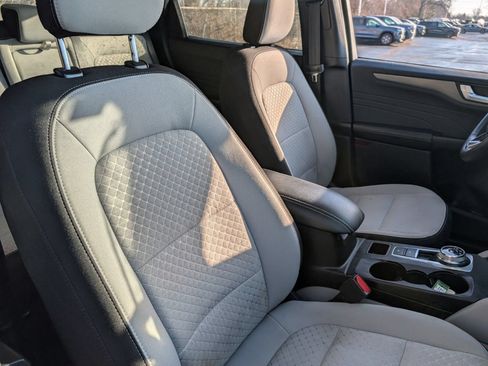 Used 2023 Ford Escape Active w/ Tech Pack #2 AWD/4WD image 27