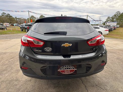 Used 2019 Chevrolet Cruze LT w/ Convenience Package FWD image 6