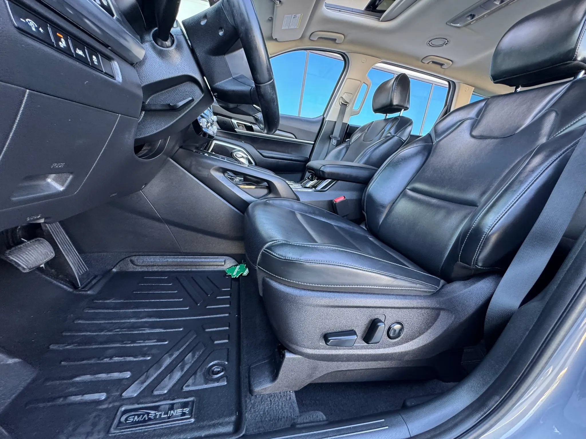 Used 2022 Kia Telluride S FWD image 28