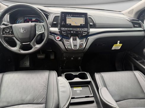 Used 2024 Honda Odyssey Elite image 13