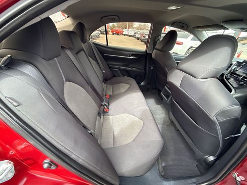 Used 2022 Toyota Camry LE image 15