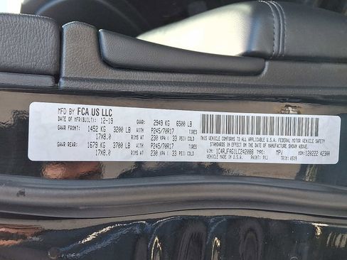 Certified 2020 Jeep Grand Cherokee Laredo image 26