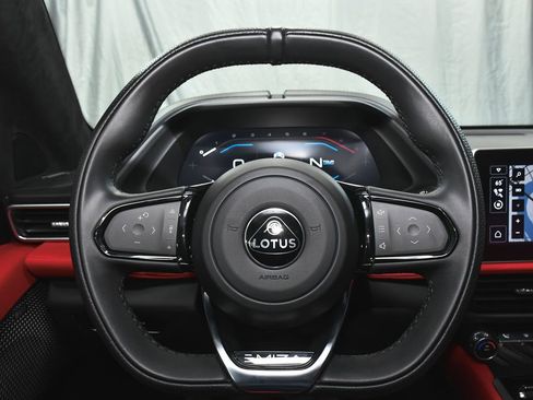 Used 2025 Lotus Emira RWD image 33
