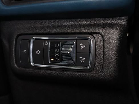 Used 2020 Lincoln Corsair Reserve w/ Equipment Group 201A AWD/4WD image 27