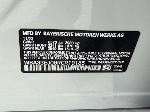 Certified 2024 BMW 760i xDrive w/ Executive Package image 23