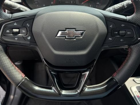Used 2024 Chevrolet Trax RS w/ Driver Confidence Package FWD image 19