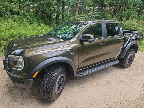 Used 2025 Ford Ranger Raptor AWD/4WD image 8