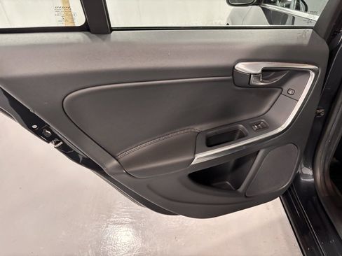 Used 2015 Volvo S60 T5 Premier image 22