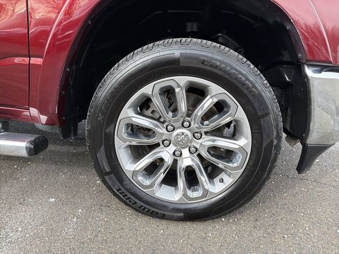 Used 2020 RAM 1500 Laramie image 33