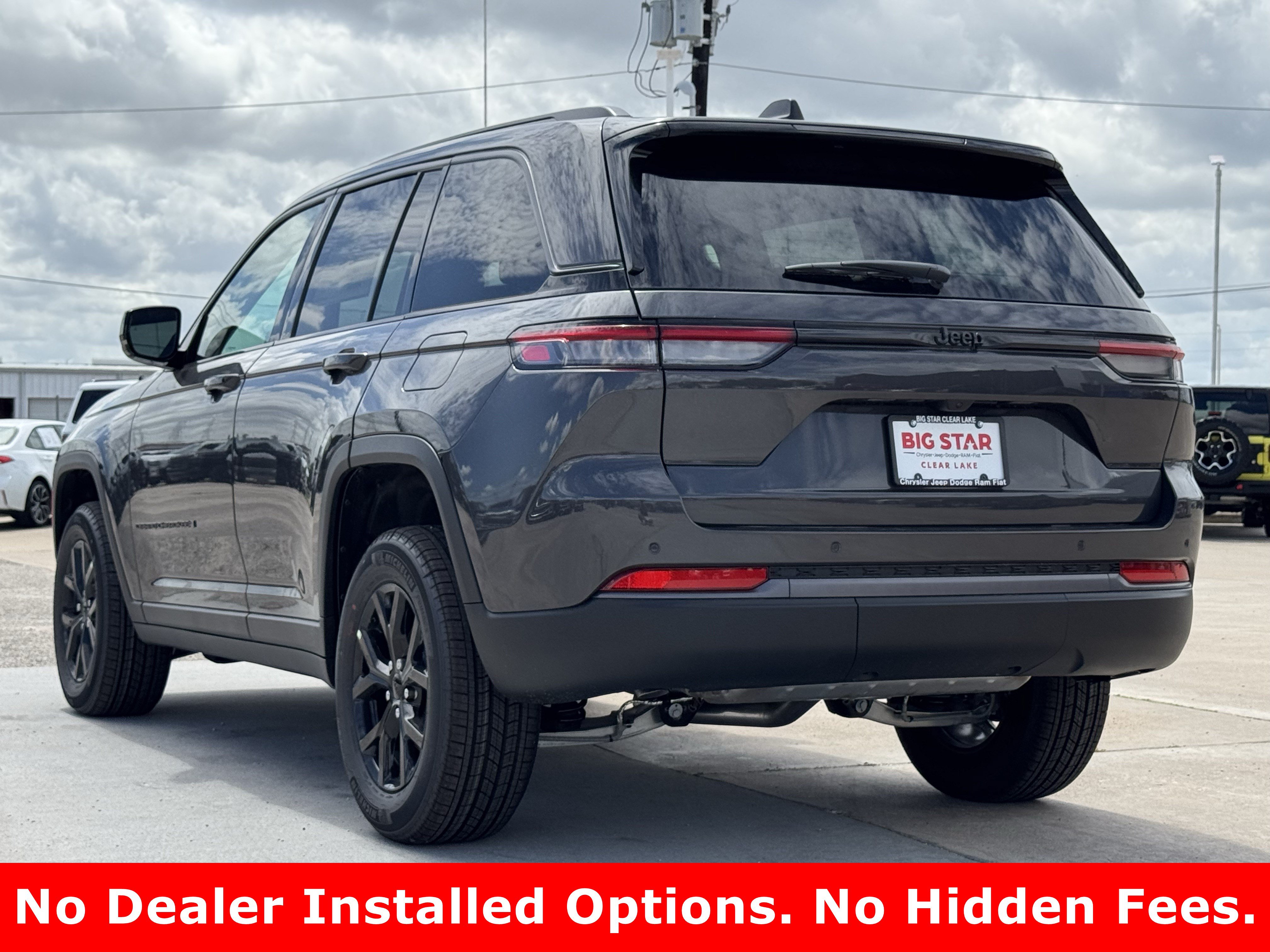 New 2026 Jeep Grand Cherokee Altitude RWD image 8