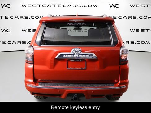 Used 2016 Toyota 4Runner Limited AWD/4WD image 4