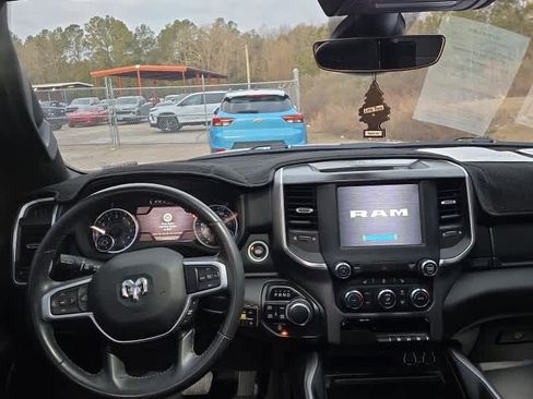 Used 2021 RAM 1500 Big Horn image 4