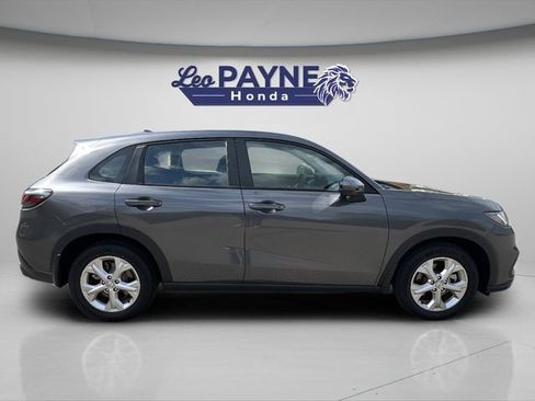 Used 2024 Honda HR-V LX image 9