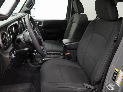 Certified 2023 Jeep Wrangler Willys 4xe w/ Sun & Screen Package image 19