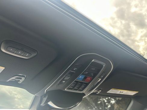 Used 2022 Jeep Wagoneer Series III image 53