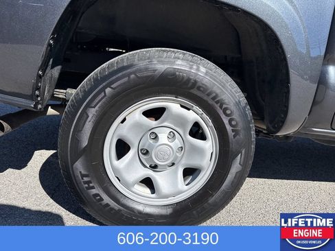 Used 2023 Toyota Tacoma SR AWD/4WD image 6