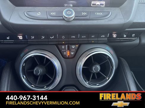 Used 2018 Chevrolet Camaro LT image 19