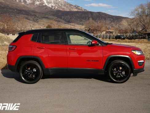 Used 2020 Jeep Compass Latitude image 12
